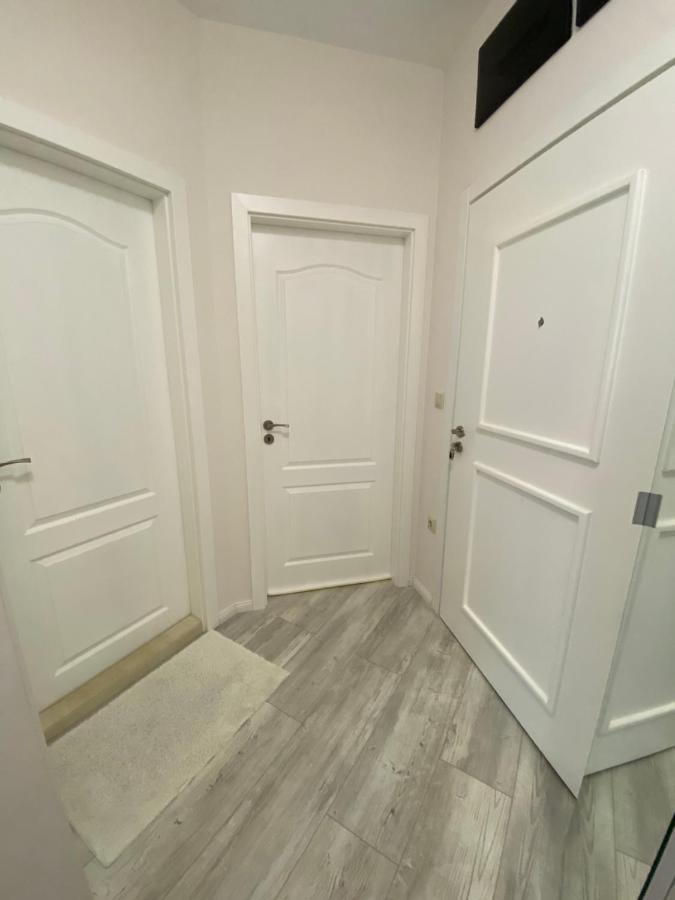 Luxurious And Panoramic Apartments At The Beach In La Mer Complex 골든샌드 외부 사진