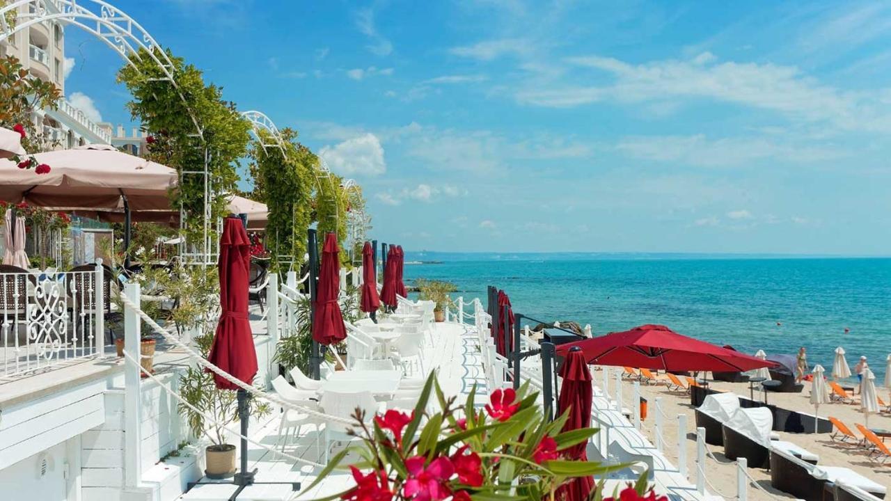Luxurious And Panoramic Apartments At The Beach In La Mer Complex 골든샌드 외부 사진