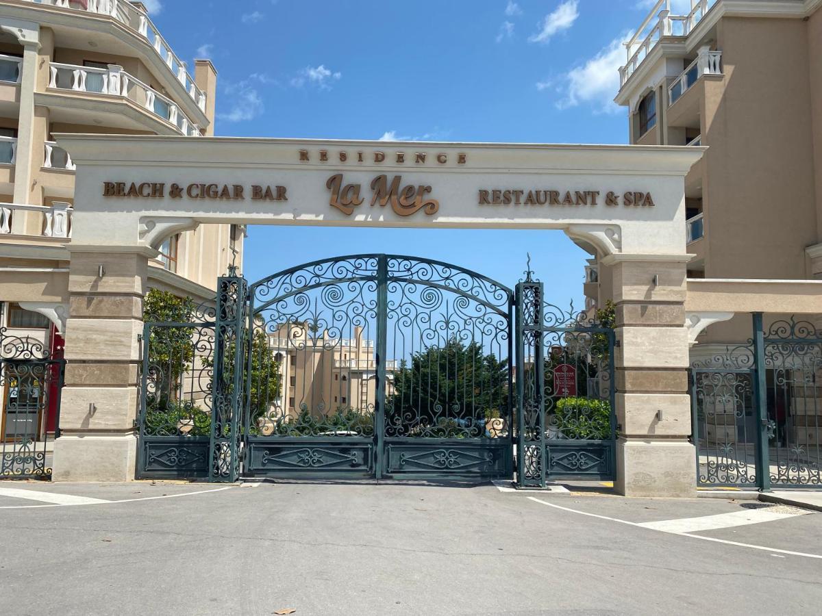 Luxurious And Panoramic Apartments At The Beach In La Mer Complex 골든샌드 외부 사진