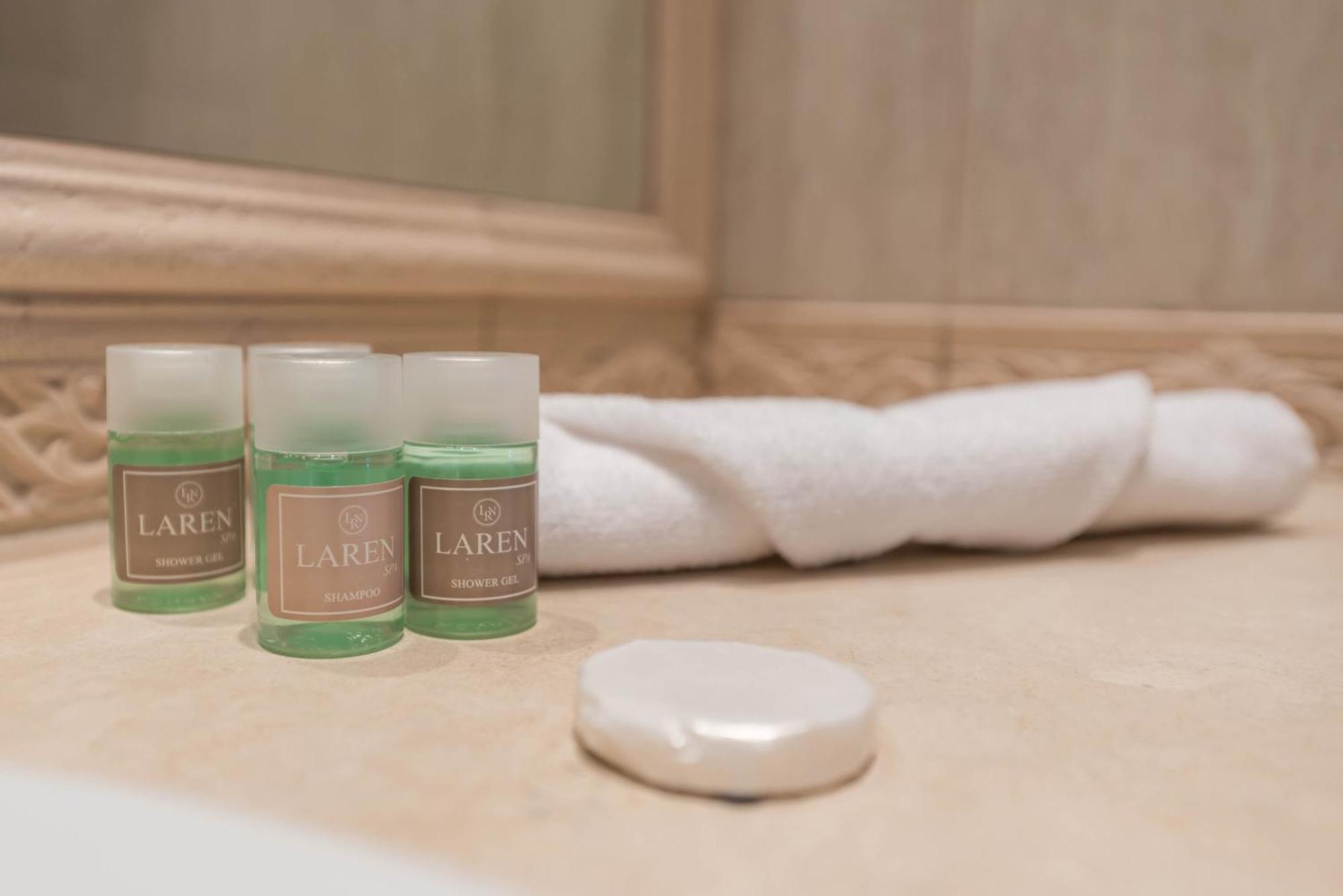 Luxurious And Panoramic Apartments At The Beach In La Mer Complex 골든샌드 외부 사진