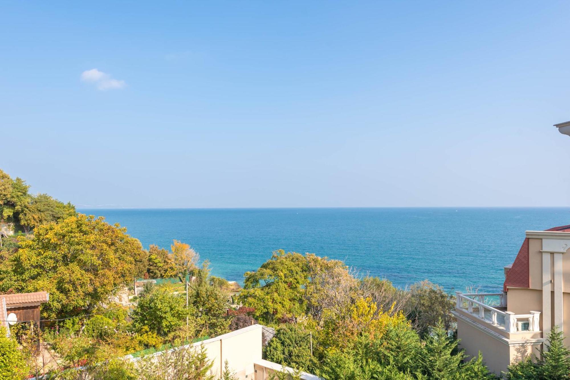 Luxurious And Panoramic Apartments At The Beach In La Mer Complex 골든샌드 외부 사진