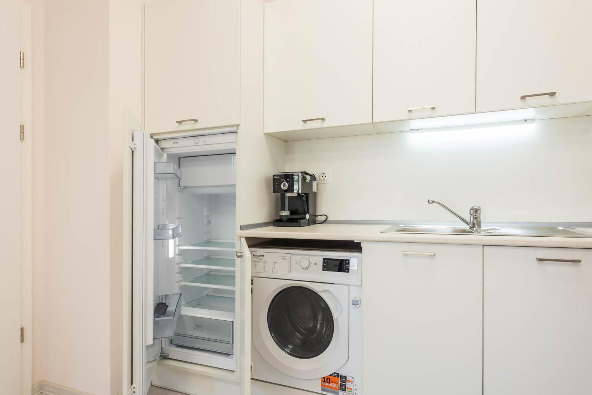 Luxurious And Panoramic Apartments At The Beach In La Mer Complex 골든샌드 외부 사진